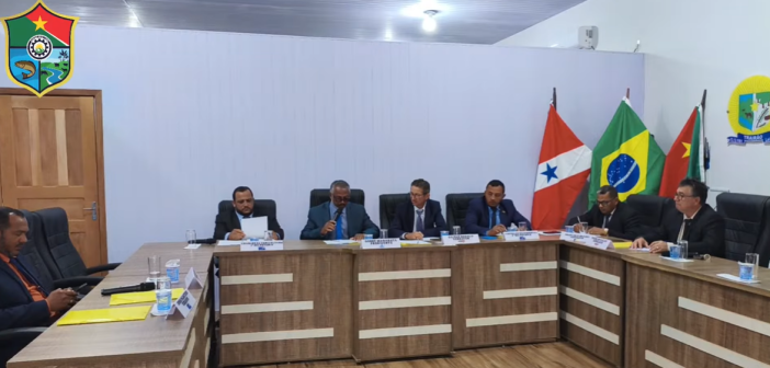 7ª Sessão Ordinária é marcada por discussões entre vereadores e apresentação de projeto de lei do legislativo